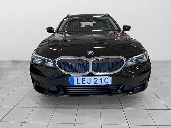 BMW 320D 2022 photo 2