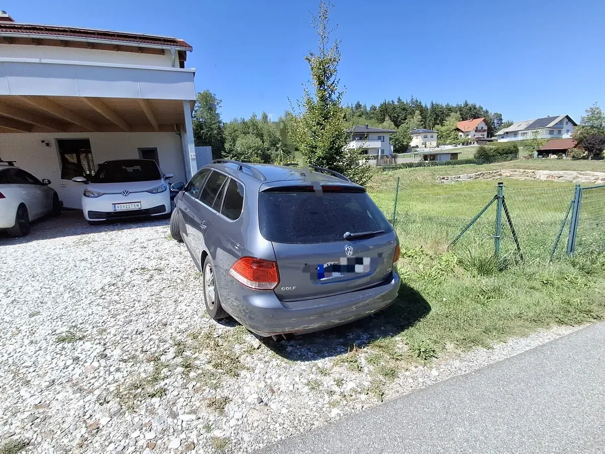 Volkswagen Golf 2011 photo 3