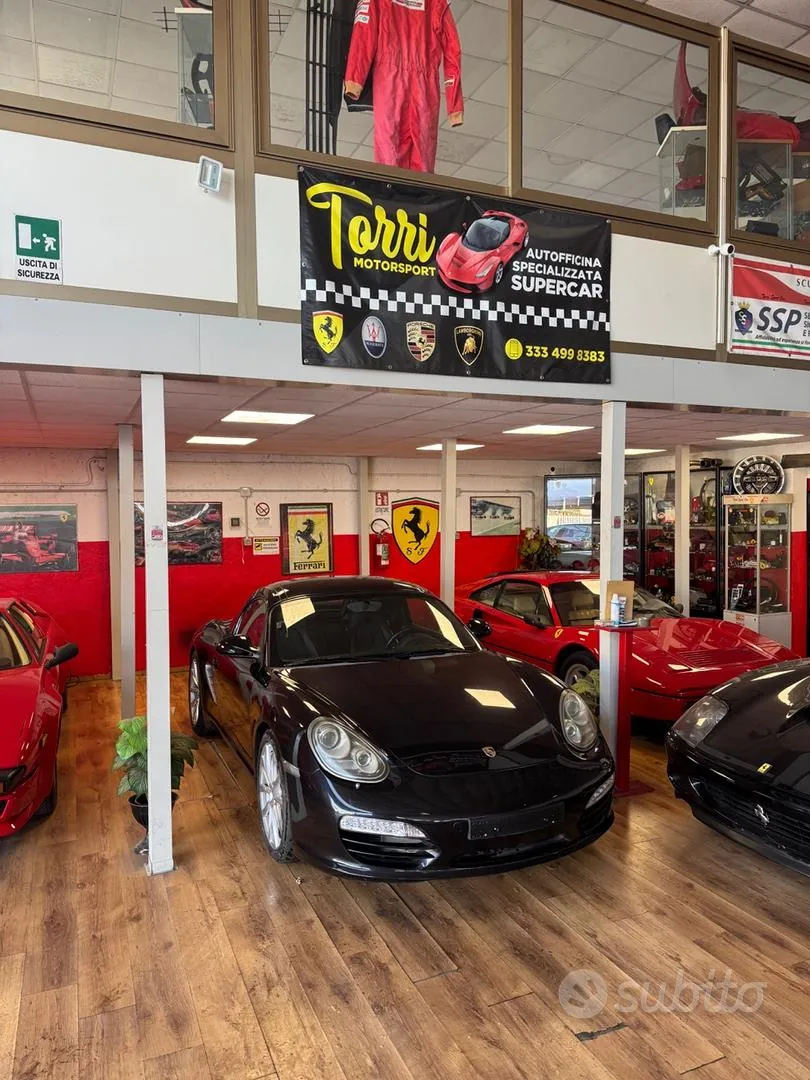 Porsche Boxster 2010 photo 2