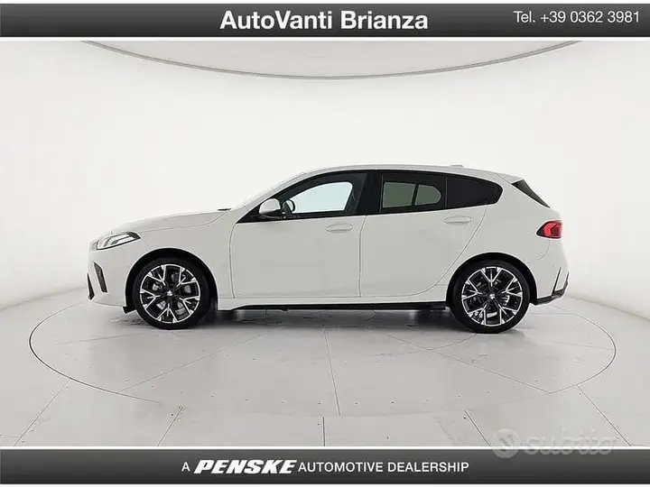 BMW 1 Series 2026 photo 3