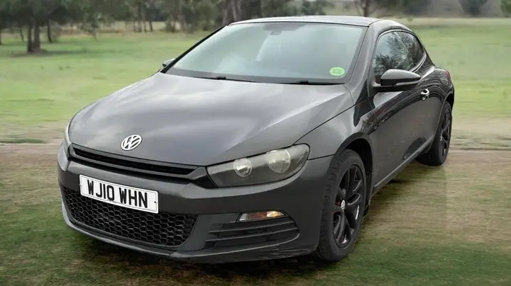 Volkswagen Scirocco 2010 photo 2