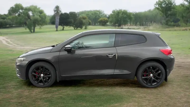 Volkswagen Scirocco 2010 photo 3
