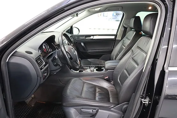 Volkswagen Touareg 2014 photo 4