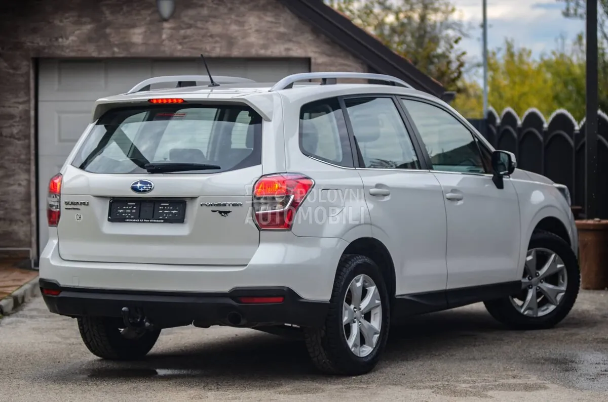 Subaru Forester 2013 photo 5