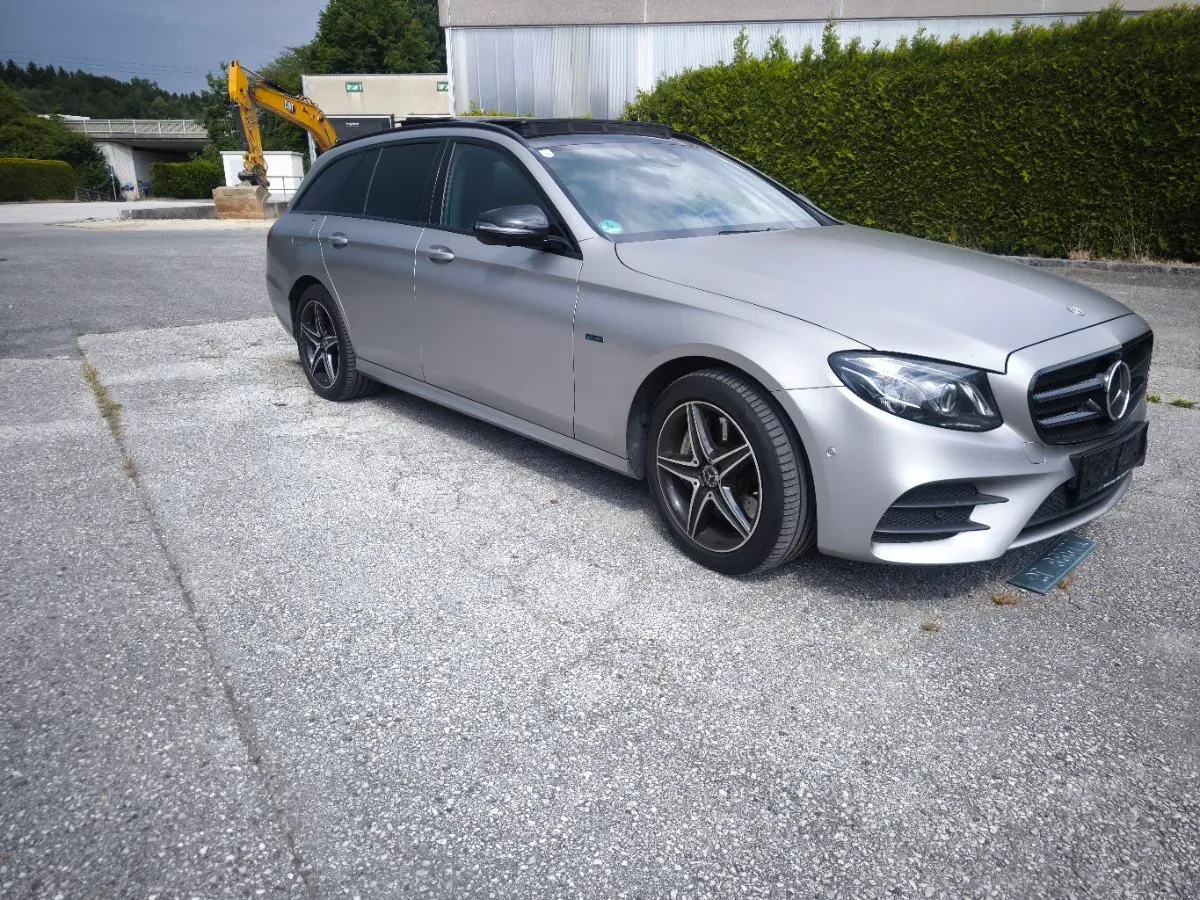 Mercedes-Benz E-Class 2020 photo 2