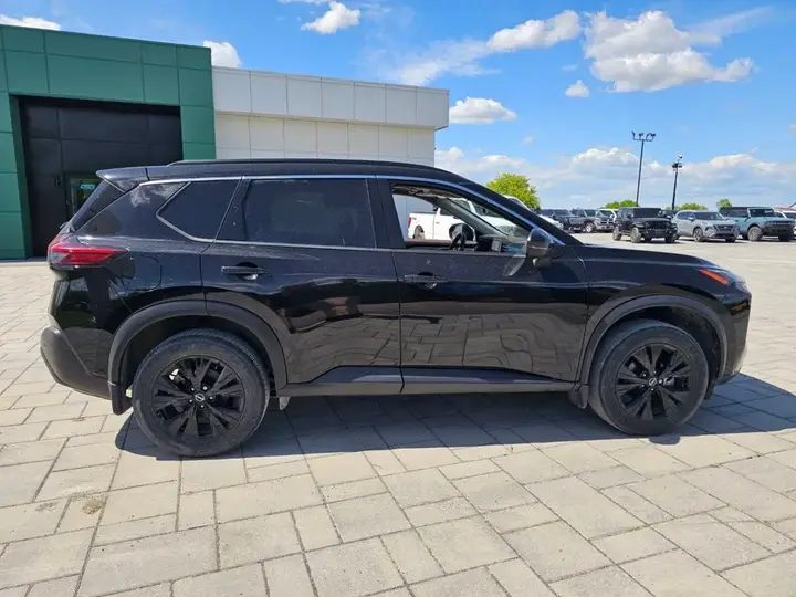Nissan Rogue 2023 photo 4