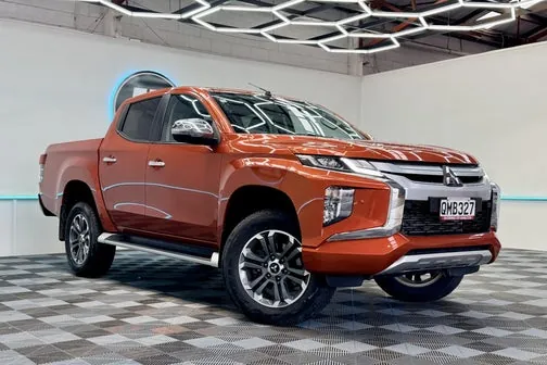 Mitsubishi Triton
