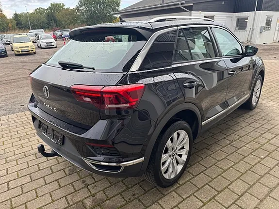 Volkswagen T-Roc 2019 photo 5