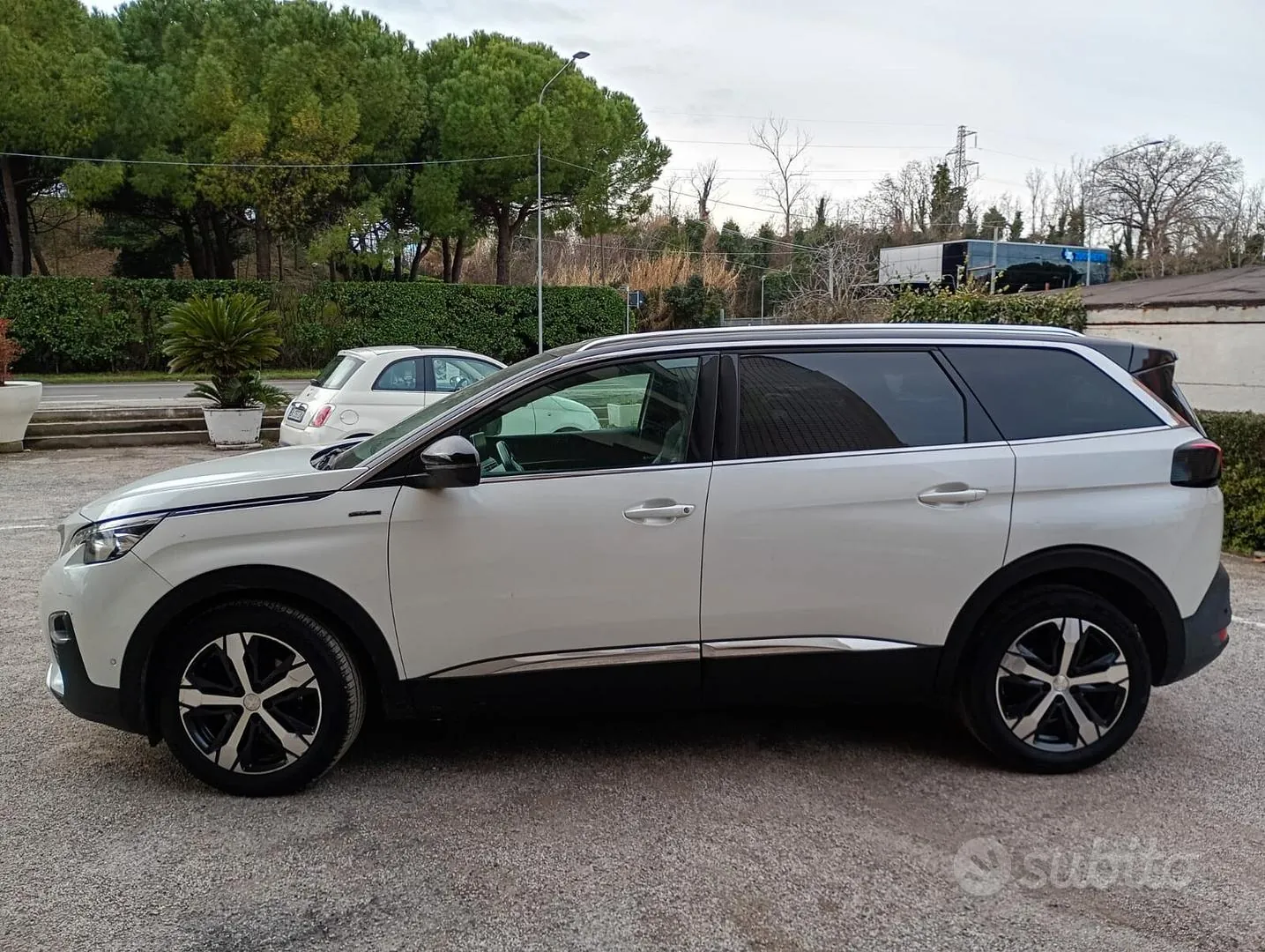 Peugeot 5008 2017 photo 2