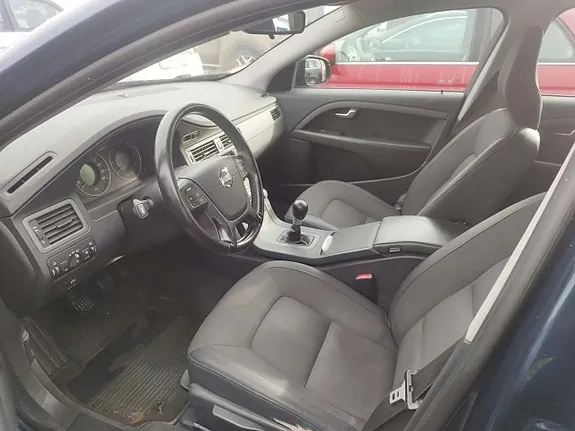 Volvo V70 2011 photo 3