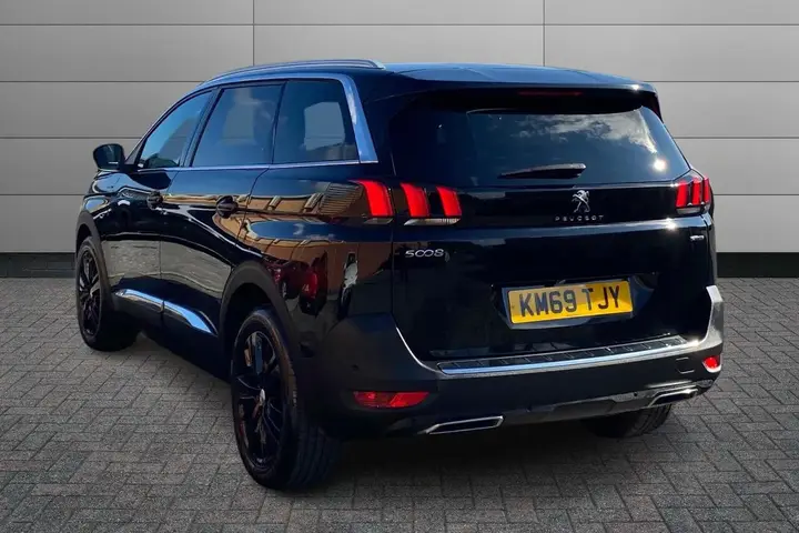 Peugeot 5008 2019 photo 2