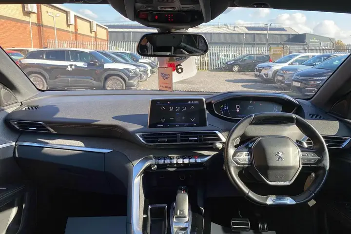 Peugeot 5008 2019 photo 3
