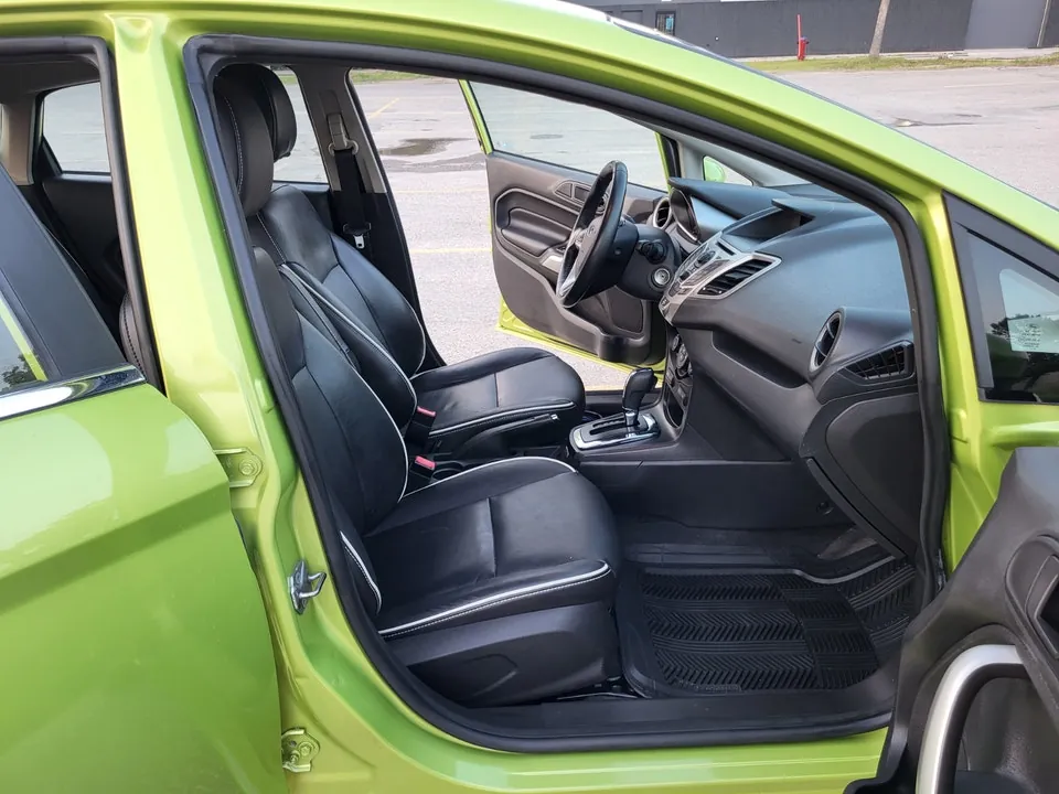 Ford Fiesta 2013 photo 4