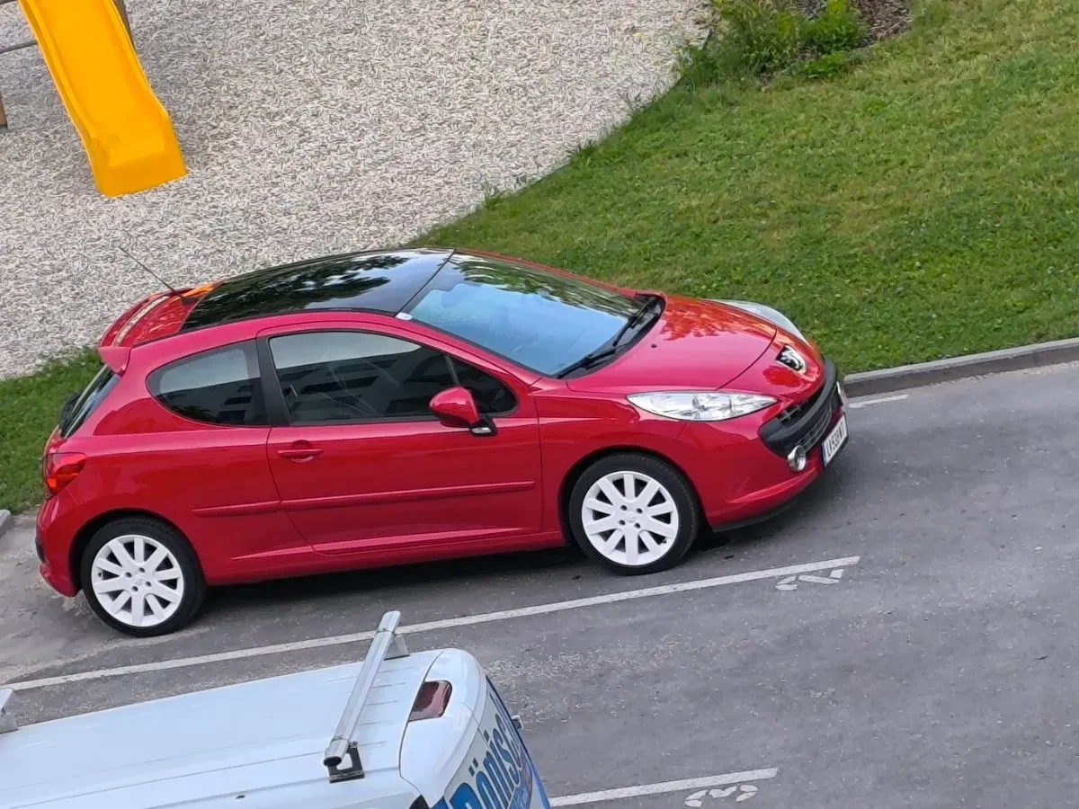 Peugeot 207