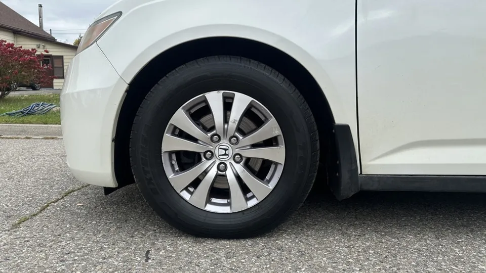Honda Odyssey 2016 photo 5