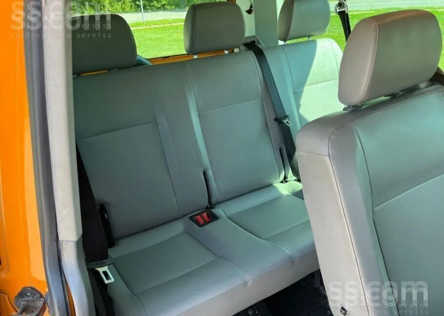 Volkswagen Caravelle 2008 photo 4