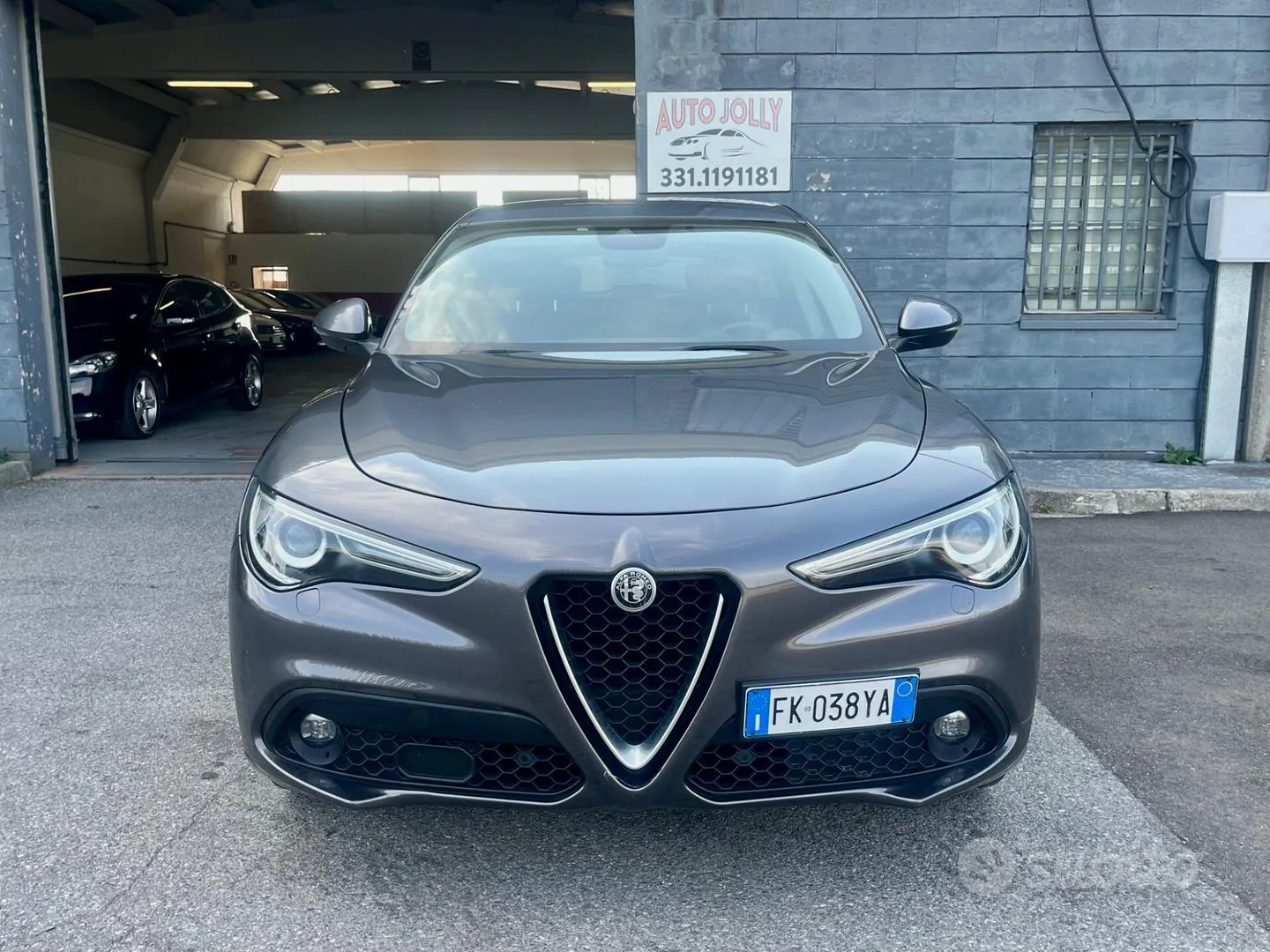 Alfa Romeo Stelvio 2017 photo 2