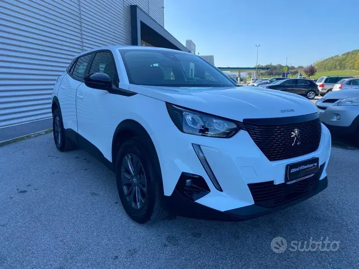 Peugeot 2008 2022 photo 3