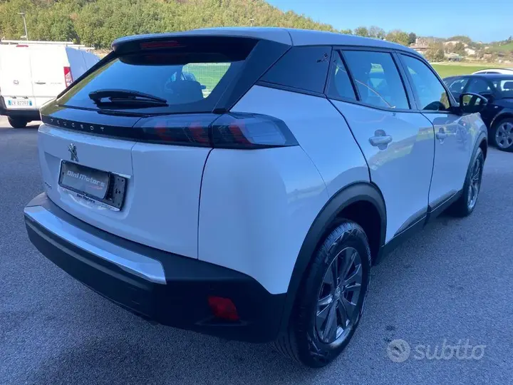 Peugeot 2008 2022 photo 5