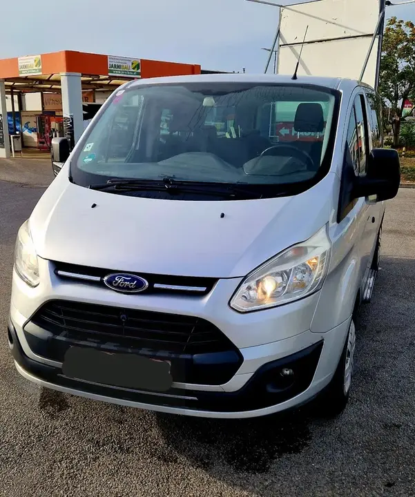 Ford Tourneo