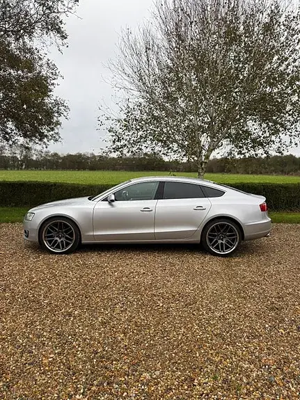 Audi A5 2011 photo 3