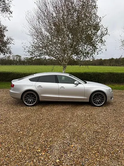 Audi A5 2011 photo 4