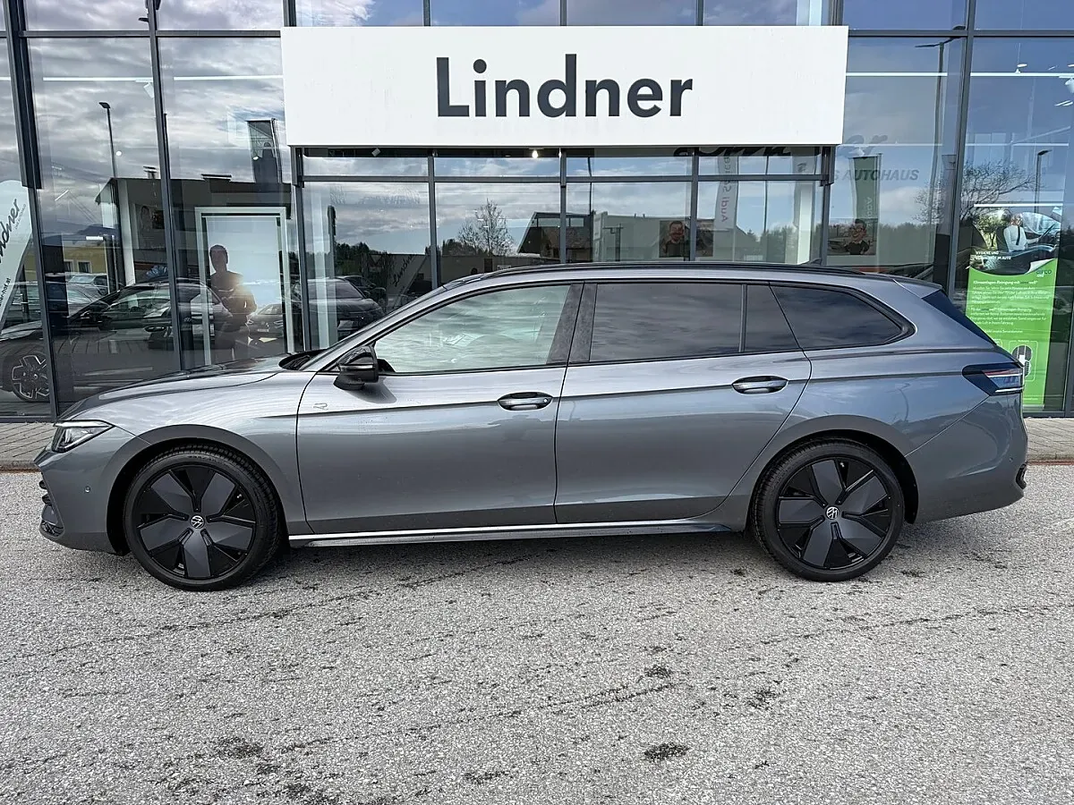 Volkswagen Passat 2026 photo 2
