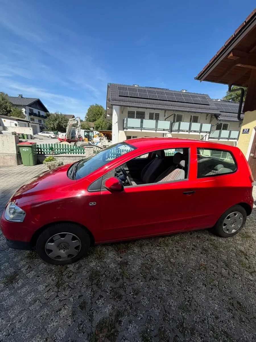 Volkswagen Fox 2009 photo 3