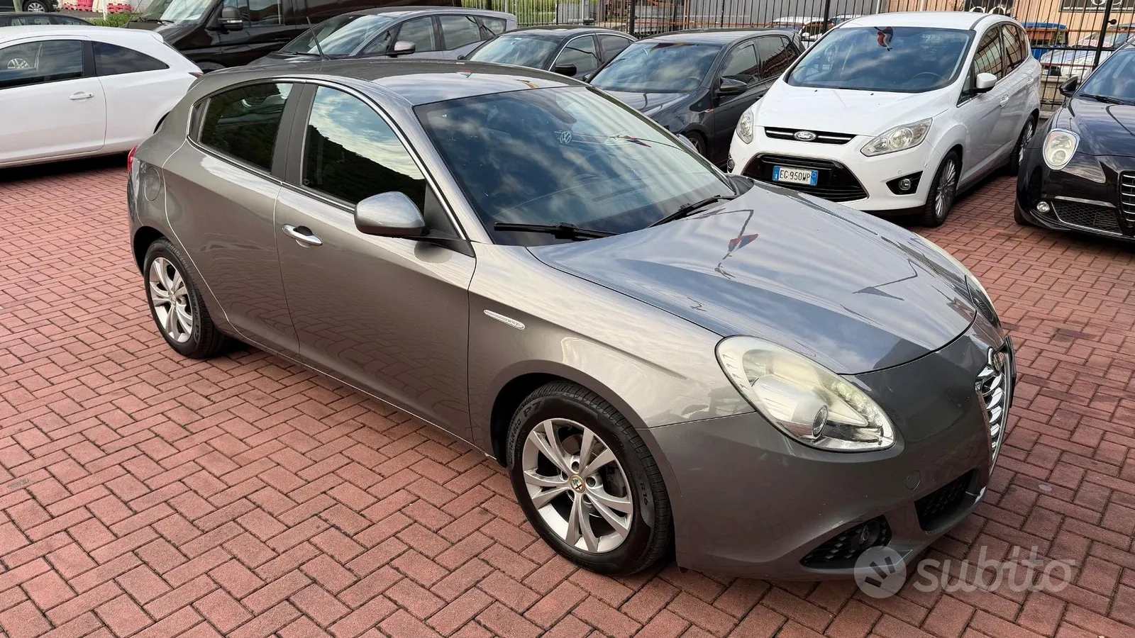 Alfa Romeo Giulietta 2013 photo 3