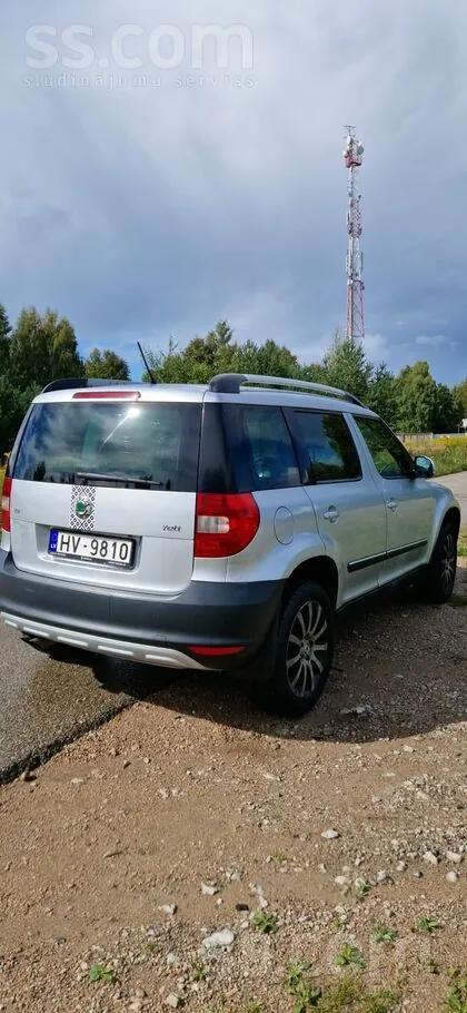 Skoda Yeti 2012 photo 3
