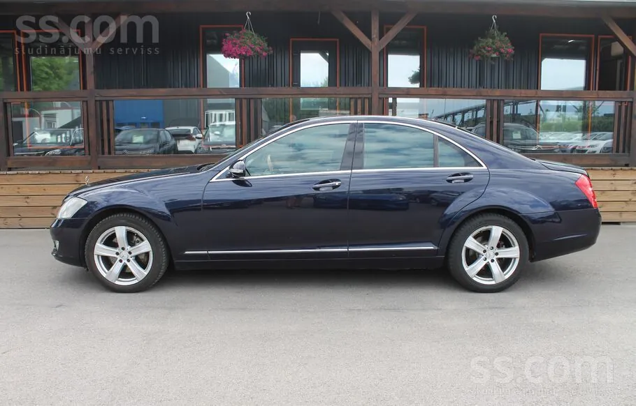 Mercedes-Benz S320 2007 photo 3