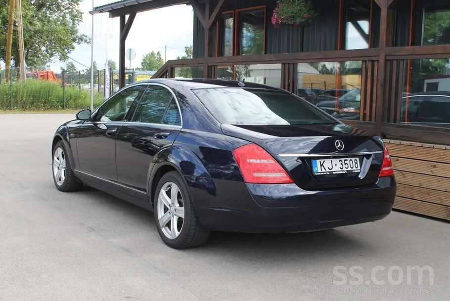 Mercedes-Benz S320 2007 photo 4