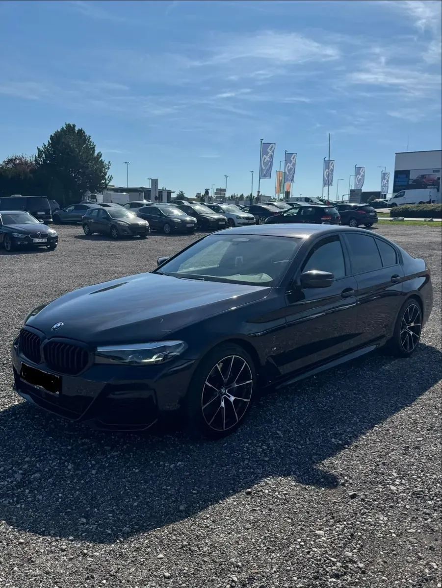 BMW 5 Series 2021 photo 2