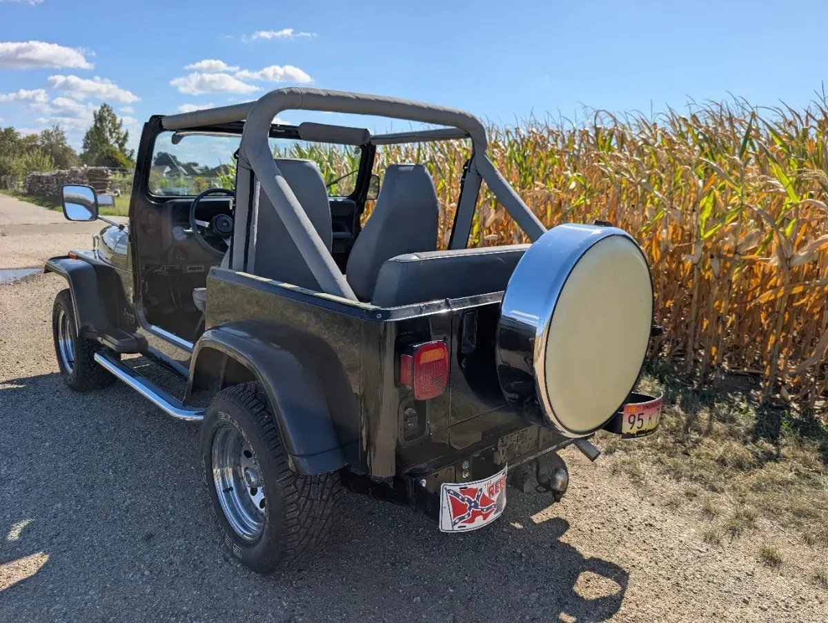 Jeep Wrangler 1991 photo 3