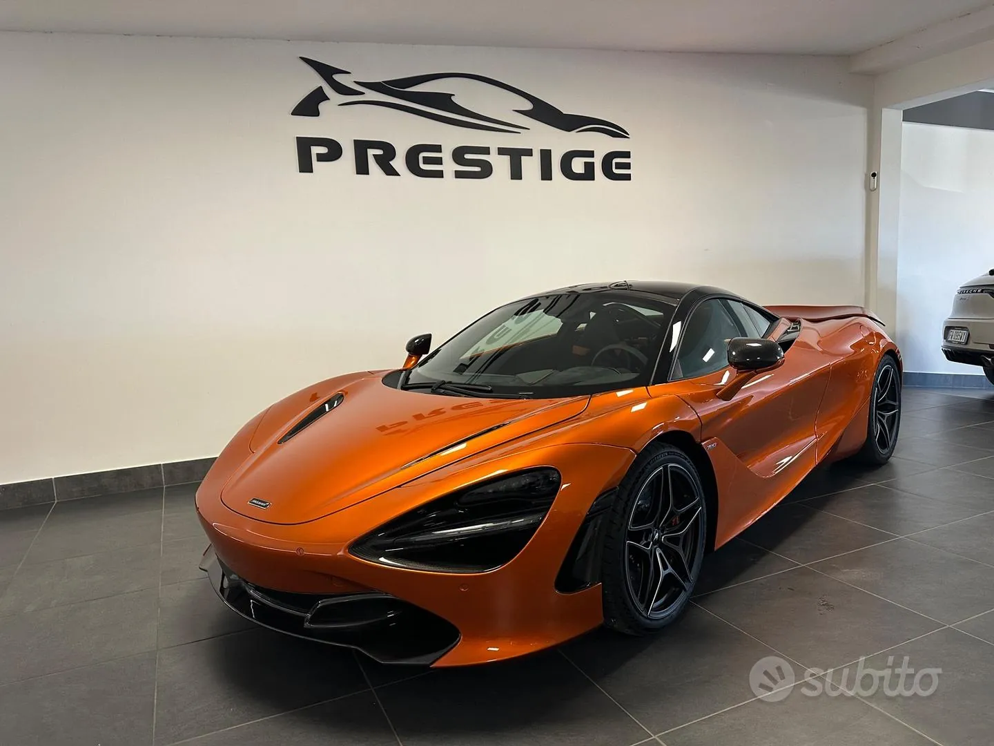 Mclaren 720S 2019 photo 2
