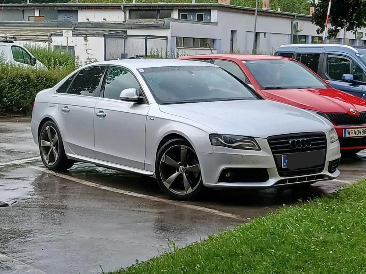 Audi A4 2008 photo 2