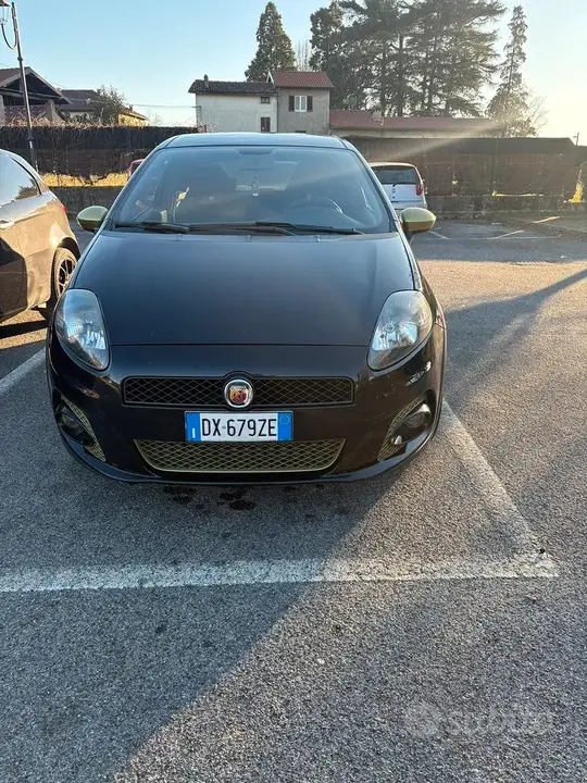 Abarth Grande Punto 2009 photo 2