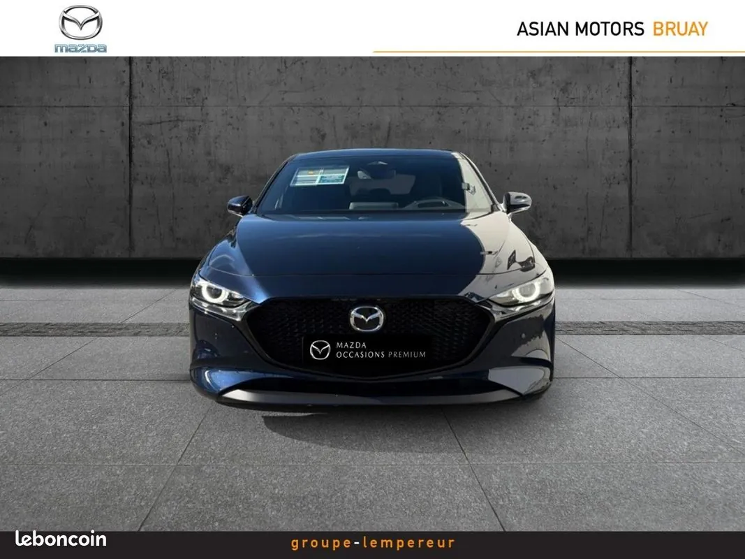 Mazda 3 2025 photo 2