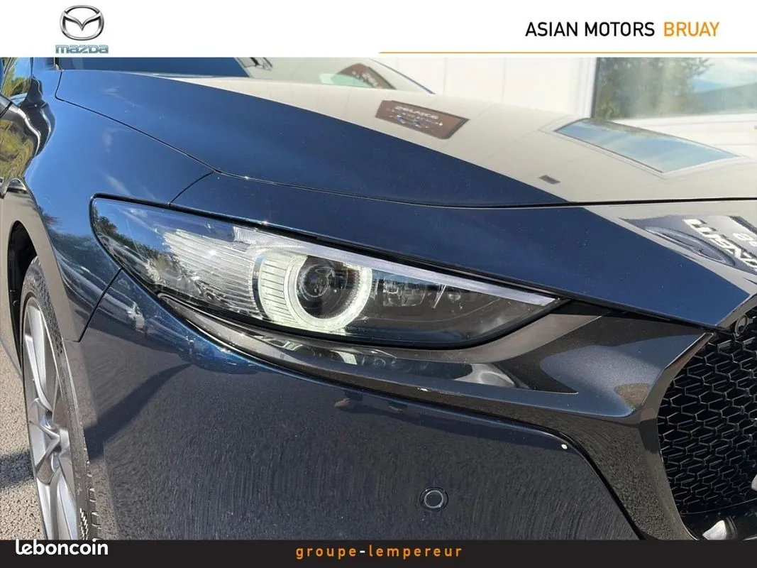 Mazda 3 2025 photo 4