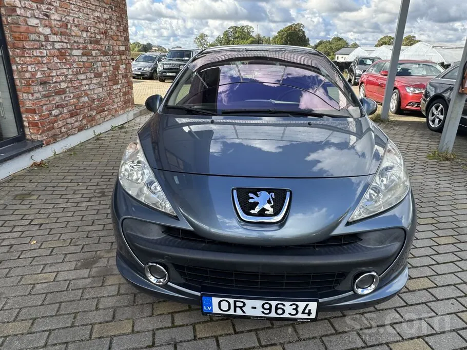 Peugeot 207 2008 photo 2