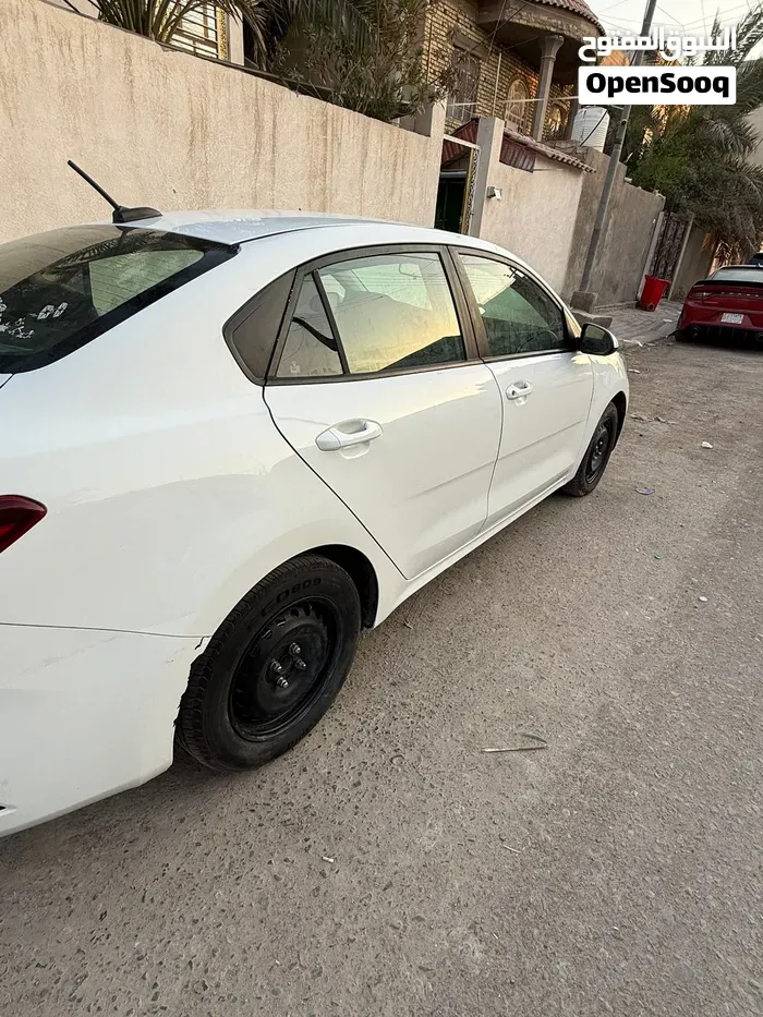 Kia Rio 2021 photo 2