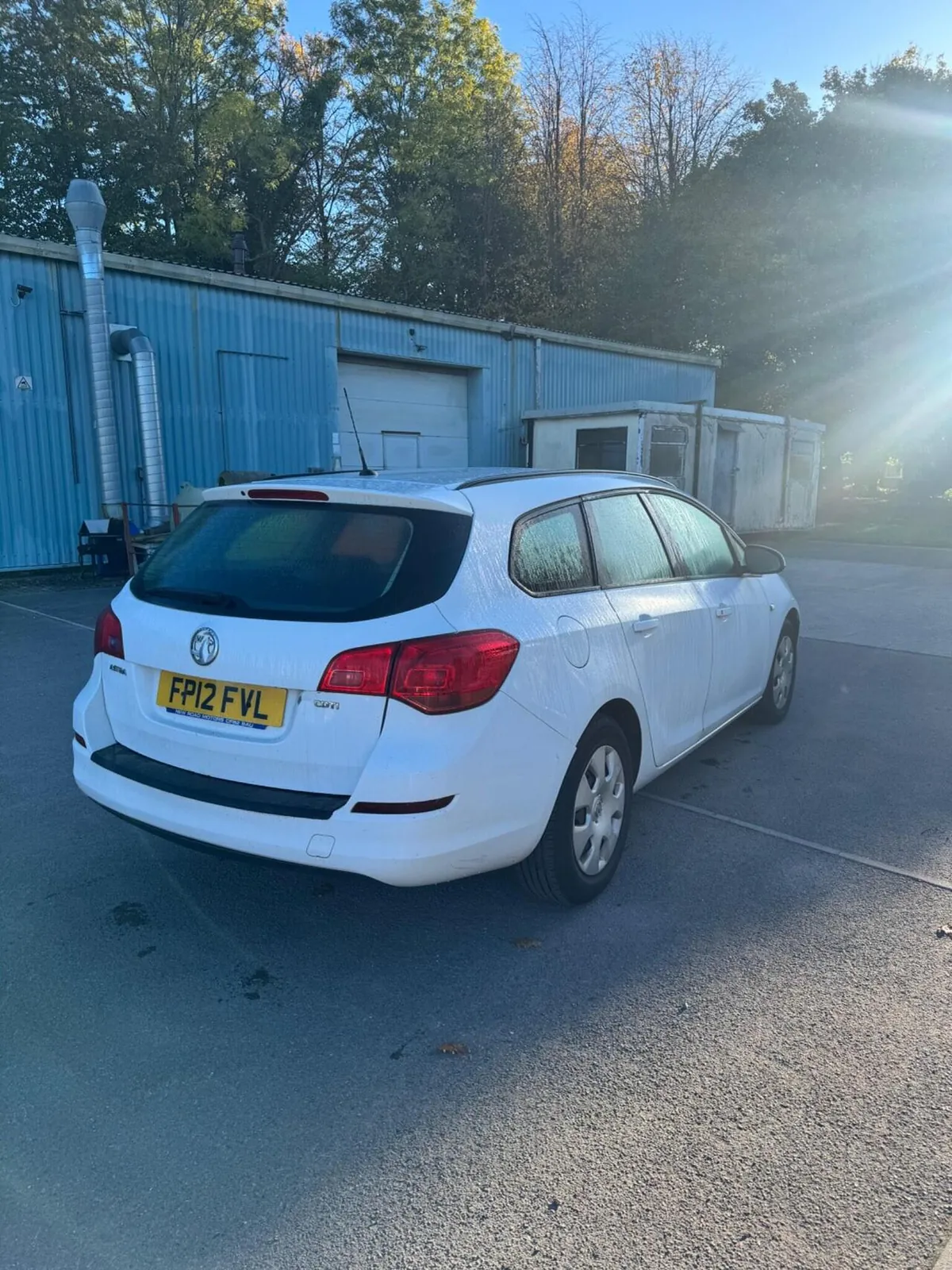 Vauxhall Astra 2012 photo 4