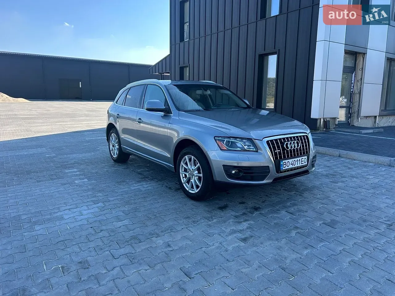 Audi Q5 2010 photo 4
