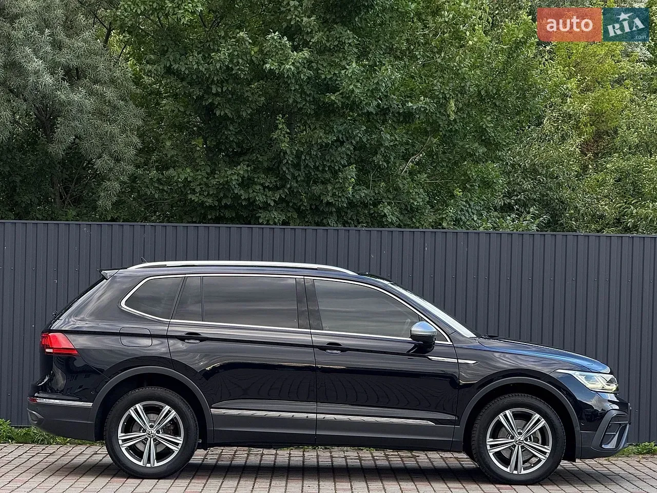 Volkswagen Tiguan Allspace 2022 photo 3