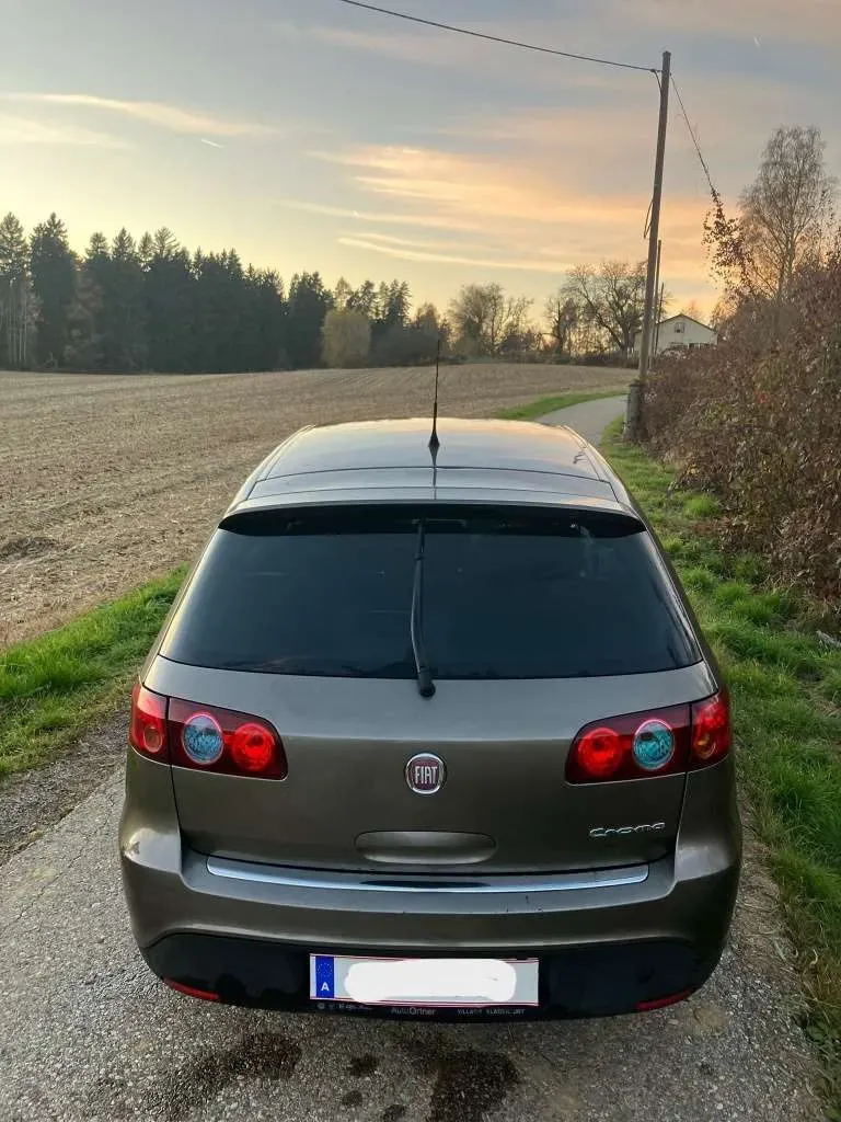 Fiat Croma 2009 photo 2