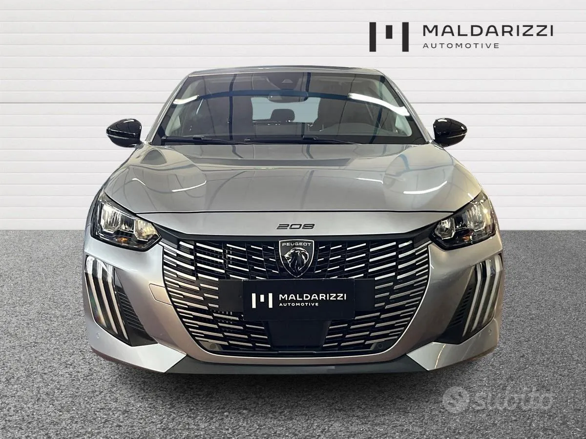 Peugeot 208 2025 photo 2