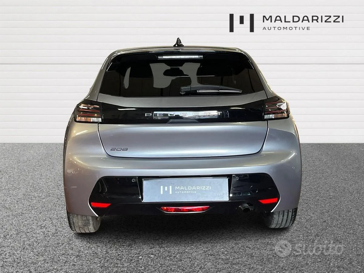 Peugeot 208 2025 photo 3