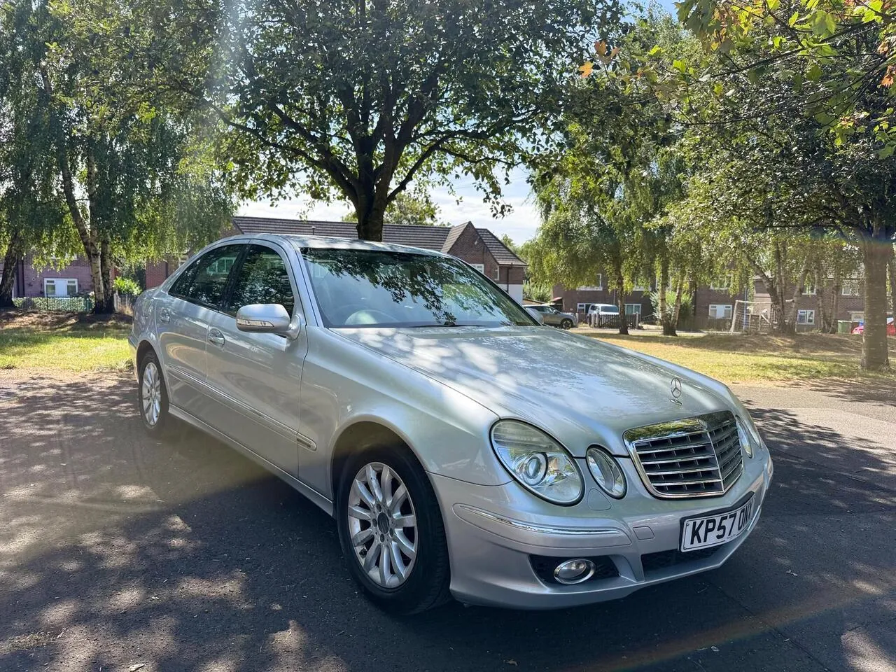 Mercedes-Benz E-Class 2007 photo 4