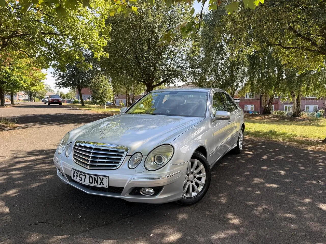 Mercedes-Benz E-Class 2007 photo 2