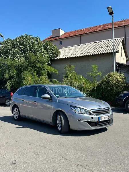 Peugeot 308 2015 photo 3